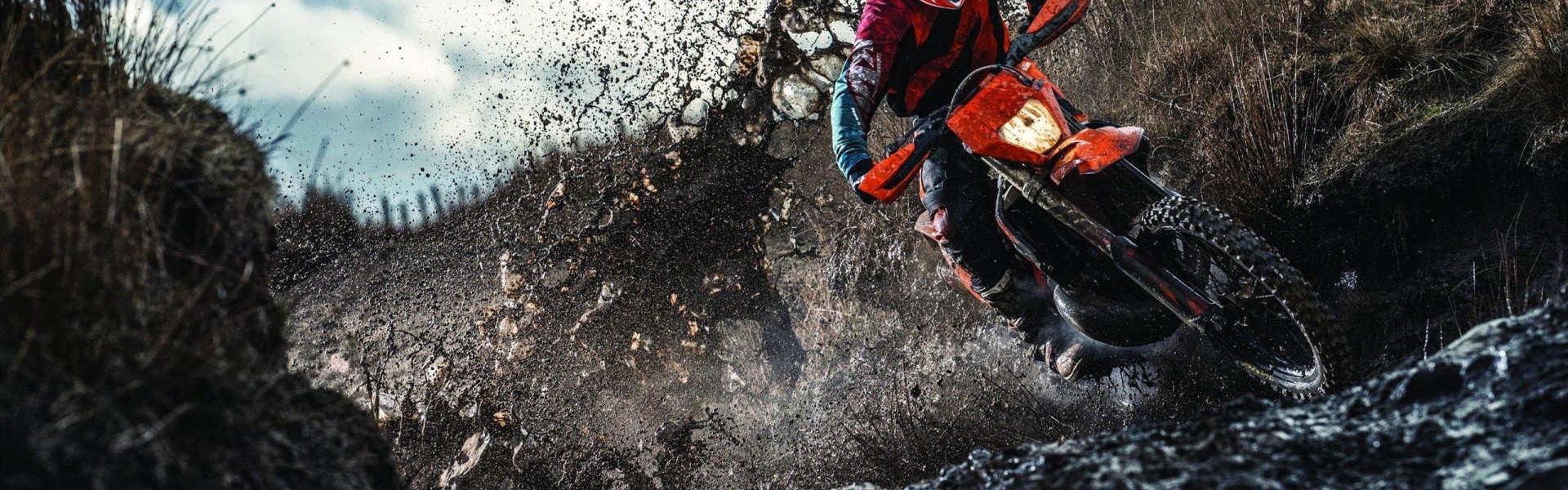 足球直播-世俱杯球队防线分析及防守战术研究