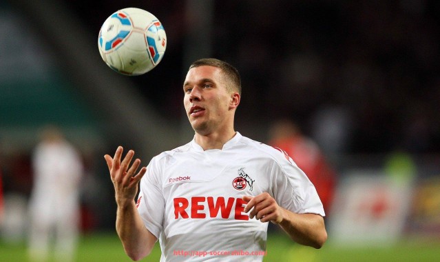 足球直播-篮球比赛中“低位背身单打”有哪些经典技巧？的简单介绍