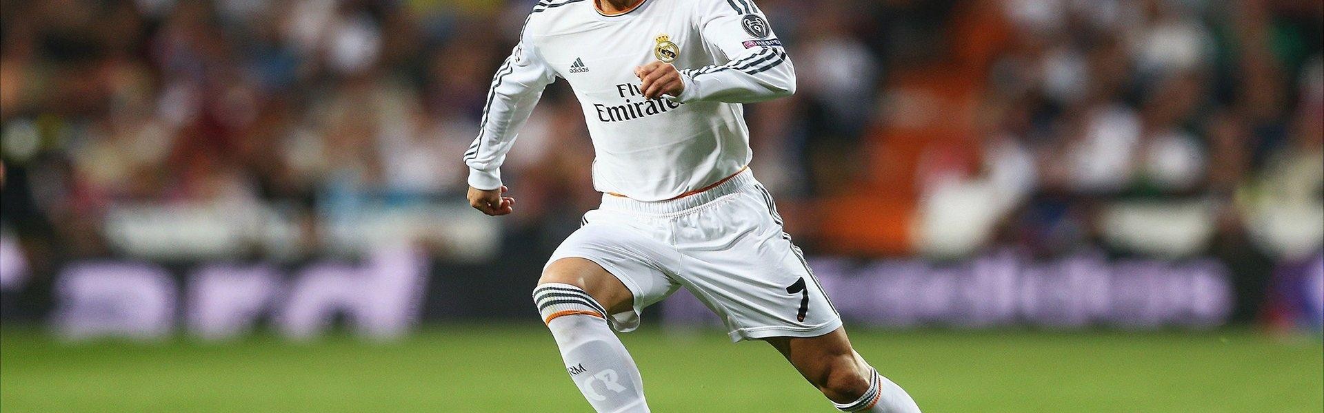 足球直播-2008赛季英超球员完整名单及球队阵容配置回顾