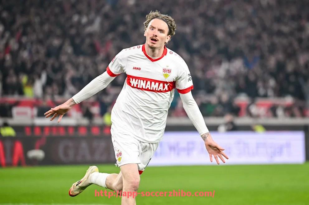 足球直播-足球动画中赛事故事如何吸引年轻观众？（足球动画短片）